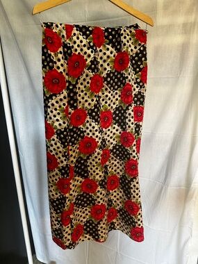 Sami & Jo Harbor Polka Dot Floral Skirt Size 10 Red Black Retro Midi